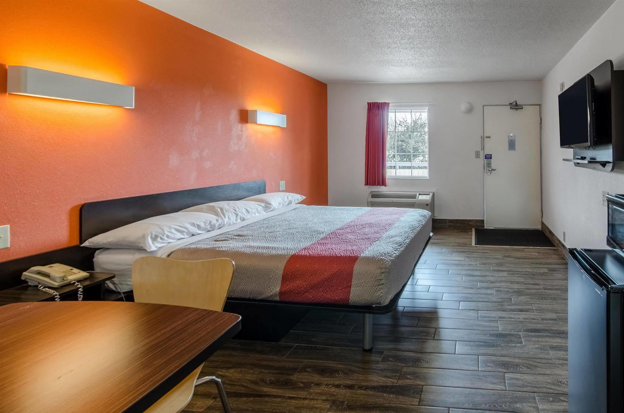 Motel 6-Staunton, Va Eksteriør billede